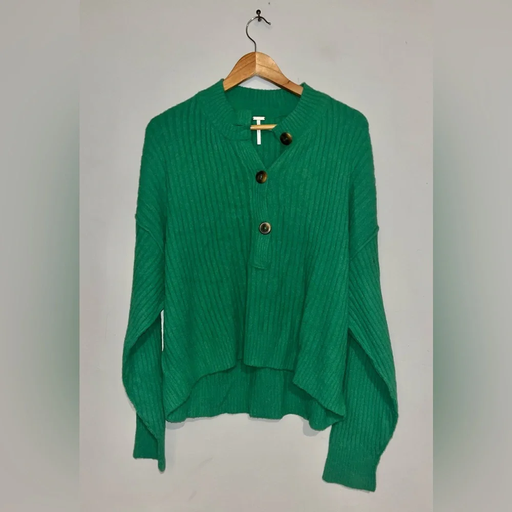 Free People Cocoa Henley Rolling Hills Sweater sz L - Picture 2 of 9